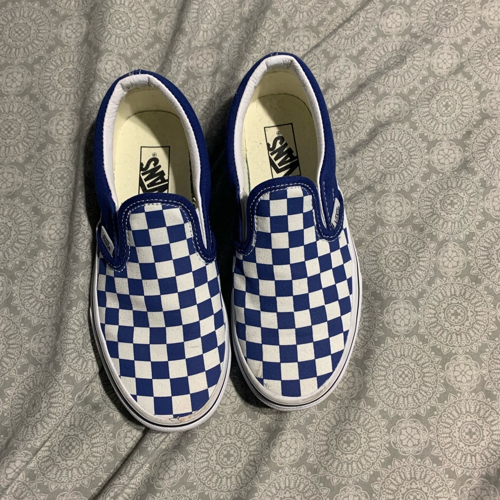 Boys checkered royal blue & white slip on vans.